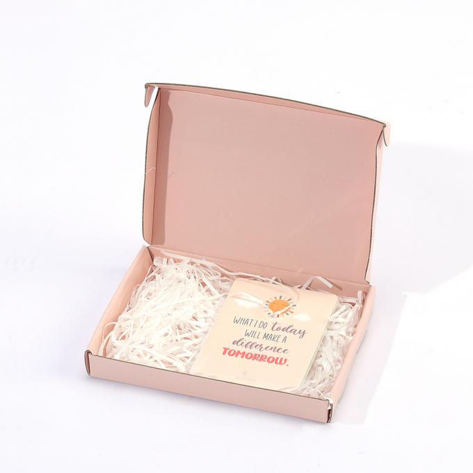 Cartone ondulato di carta kraft rossa riciclata Custom Mail Box per imballaggi di spedizione 6