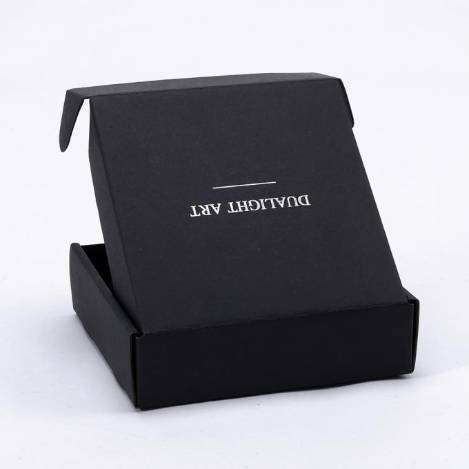 Cartoni ondulati nero opaco Scatole di spedizione per biancheria intima Scarpe regalo cartone di posta pieghevole 7