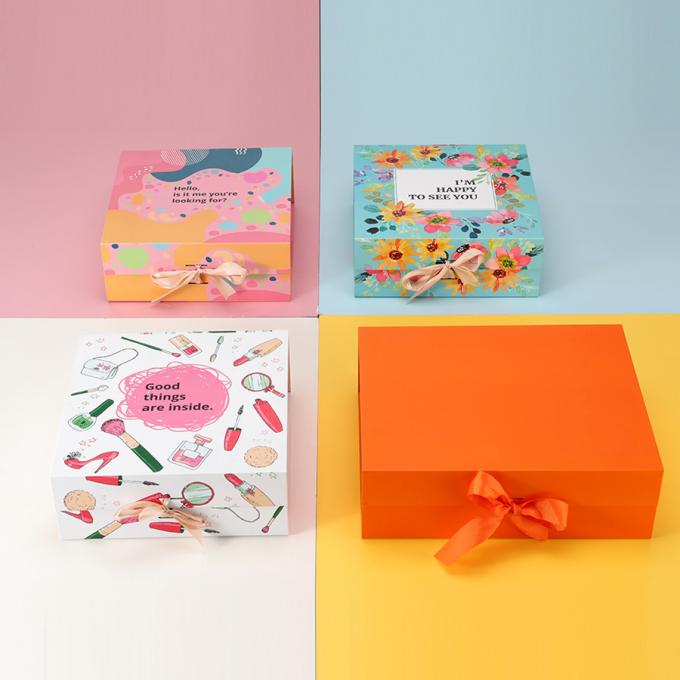 CMYK Pantone Color Printing Custom Large Gift Packaging Paper Box per abbigliamento Abbigliamento 7