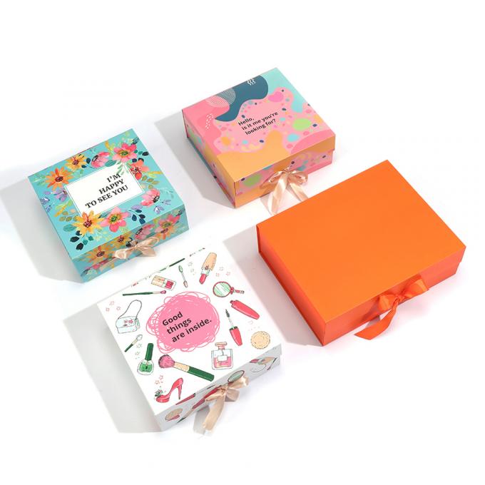 CMYK Pantone Color Printing Custom Large Gift Packaging Paper Box per abbigliamento Abbigliamento 10