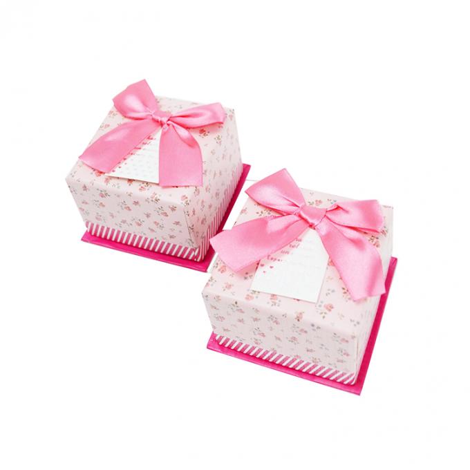 Low MOQ Custom Logo Lovely Festival Gift Paper Cartone Gioielleria Scatola con rivestimento UV 7